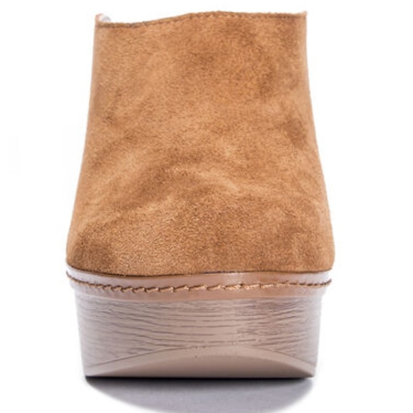 chinese laundry florina clog